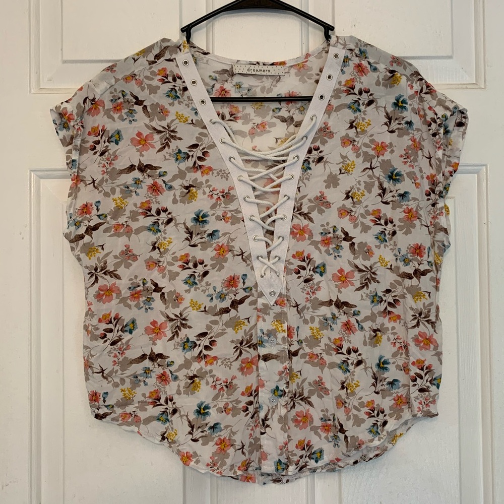 🌻 floral lace up top